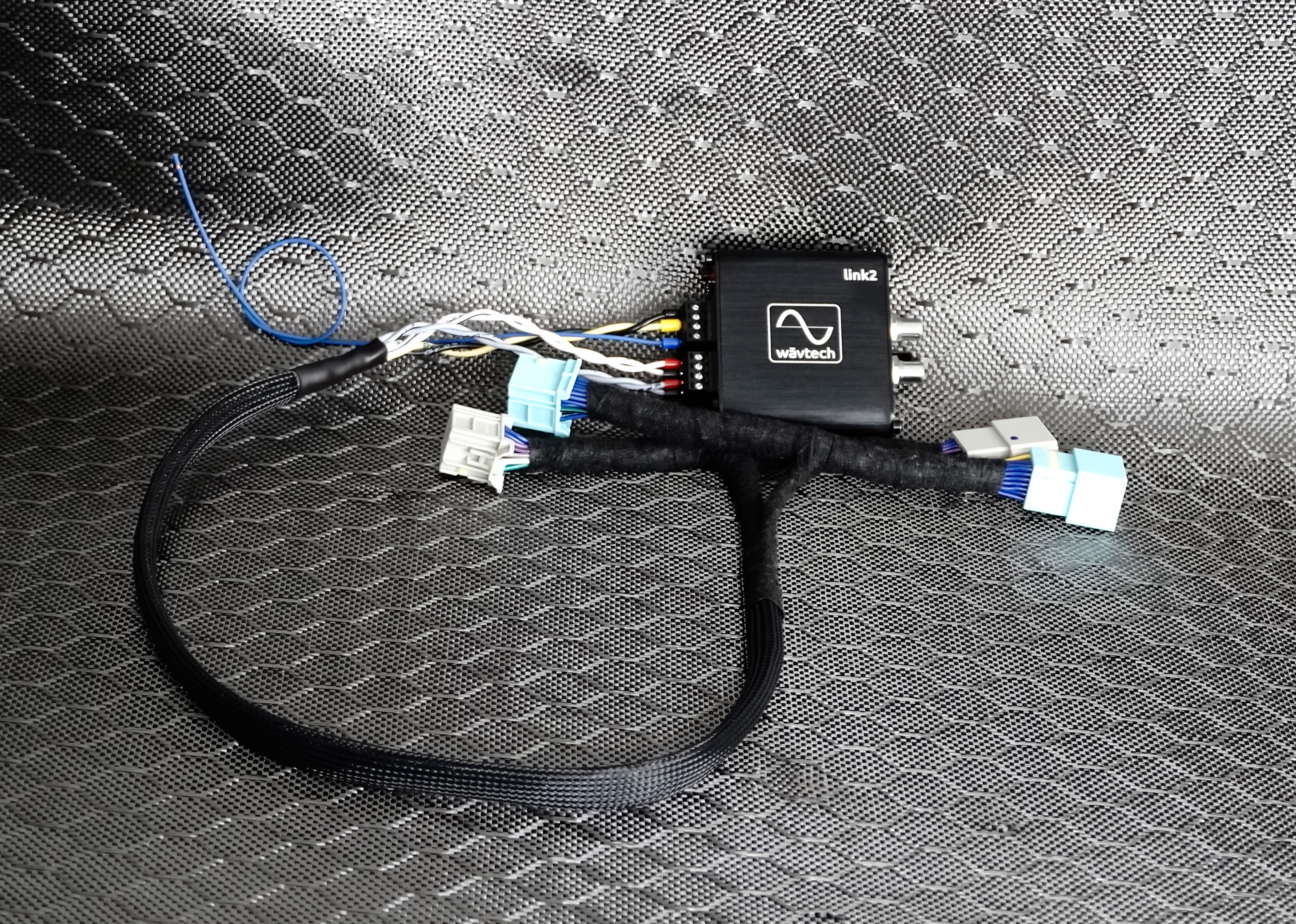 GMC T-harness Aqua/Tan 2019-2025 (None amplified) R2G