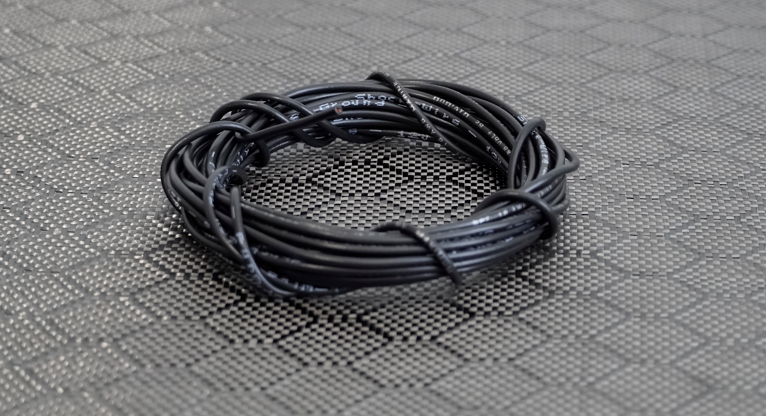 12v - Ground wire Black 18 AWG Shock-Wire©